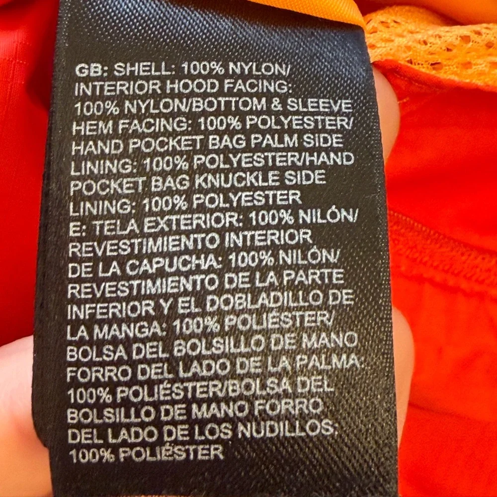 The North Face Raincoat - Picture 7 of 7